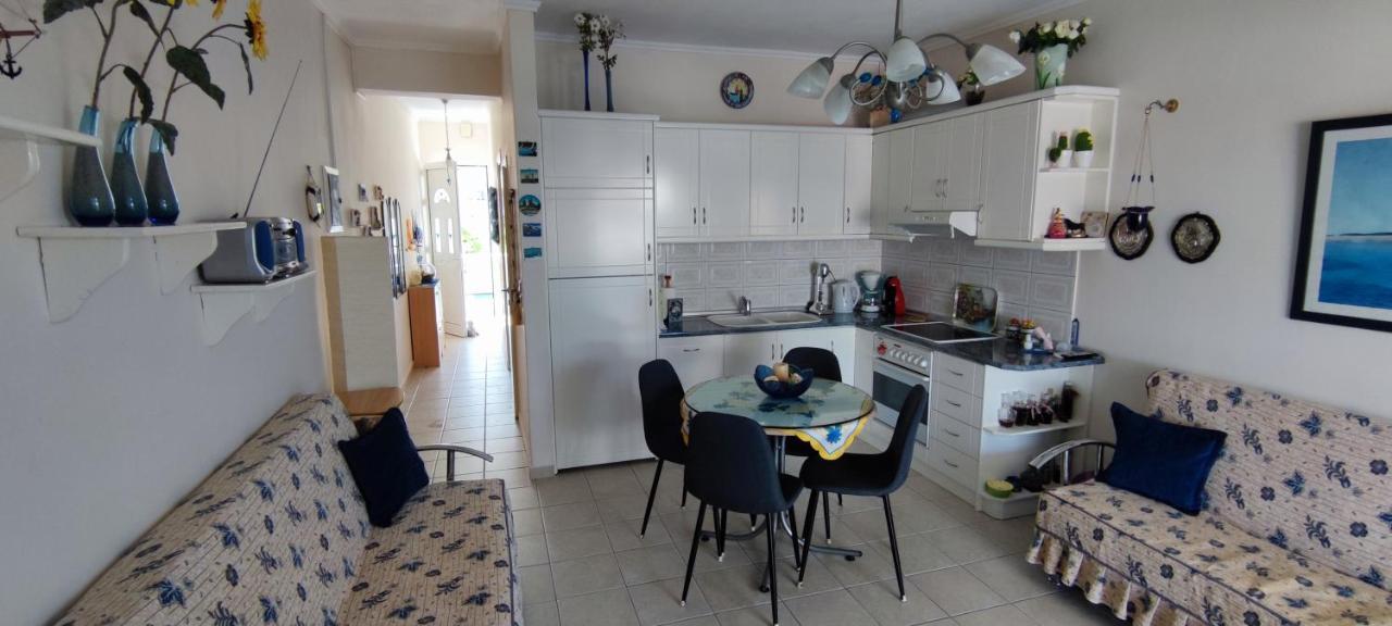 Néa Péramos Sunflower Apartment מראה חיצוני תמונה