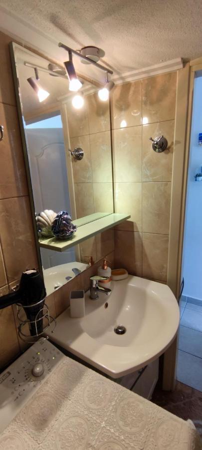 Néa Péramos Sunflower Apartment מראה חיצוני תמונה